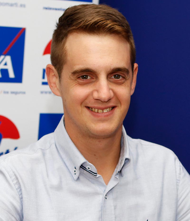 Adrián Ivars